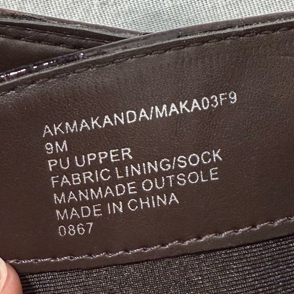 Ann Klein Akmakanda Elegant Brown Ankle Boots Size 9